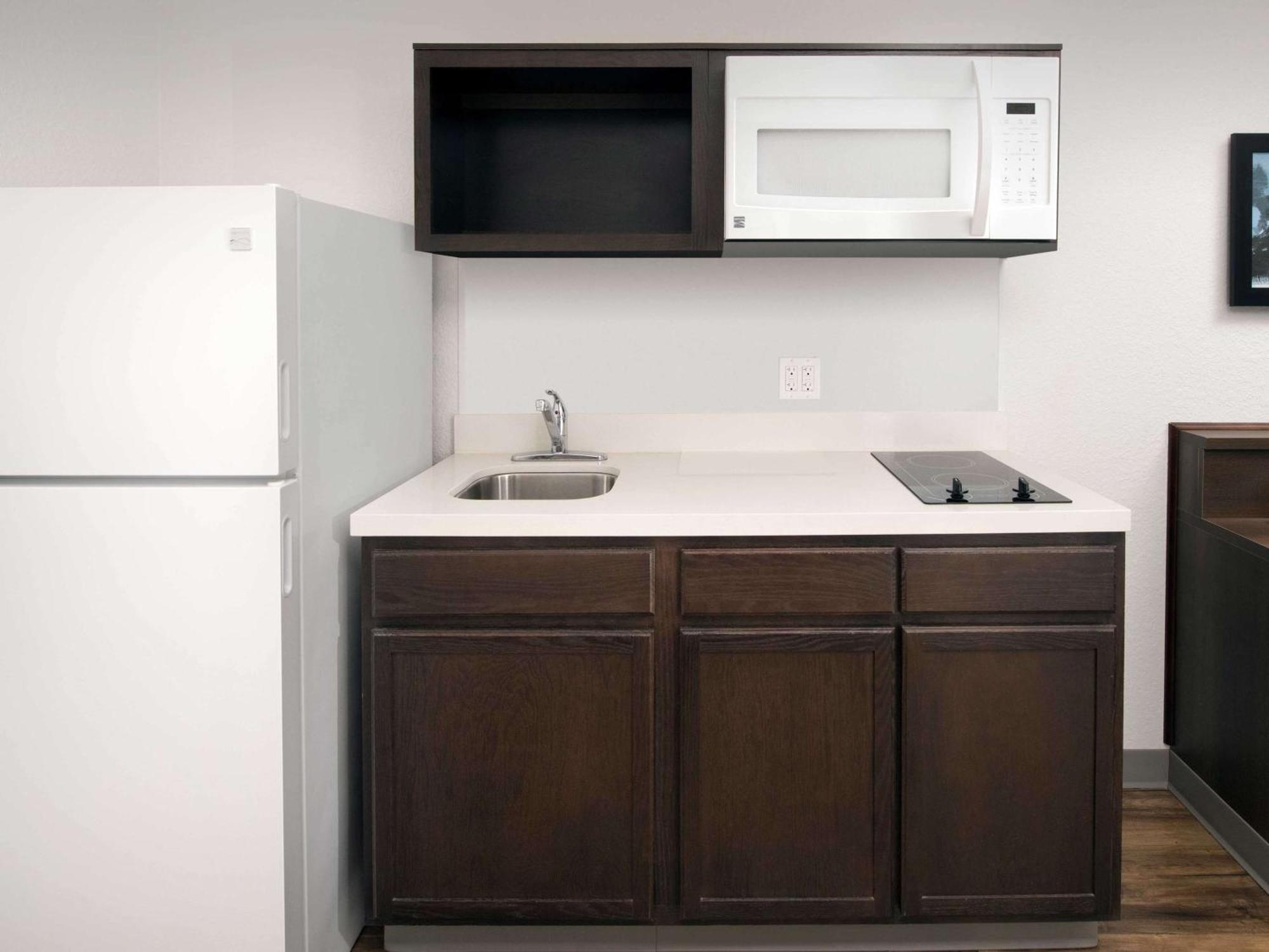Extended Stay America Select Suites - Fort Myers - Northeast Ngoại thất bức ảnh