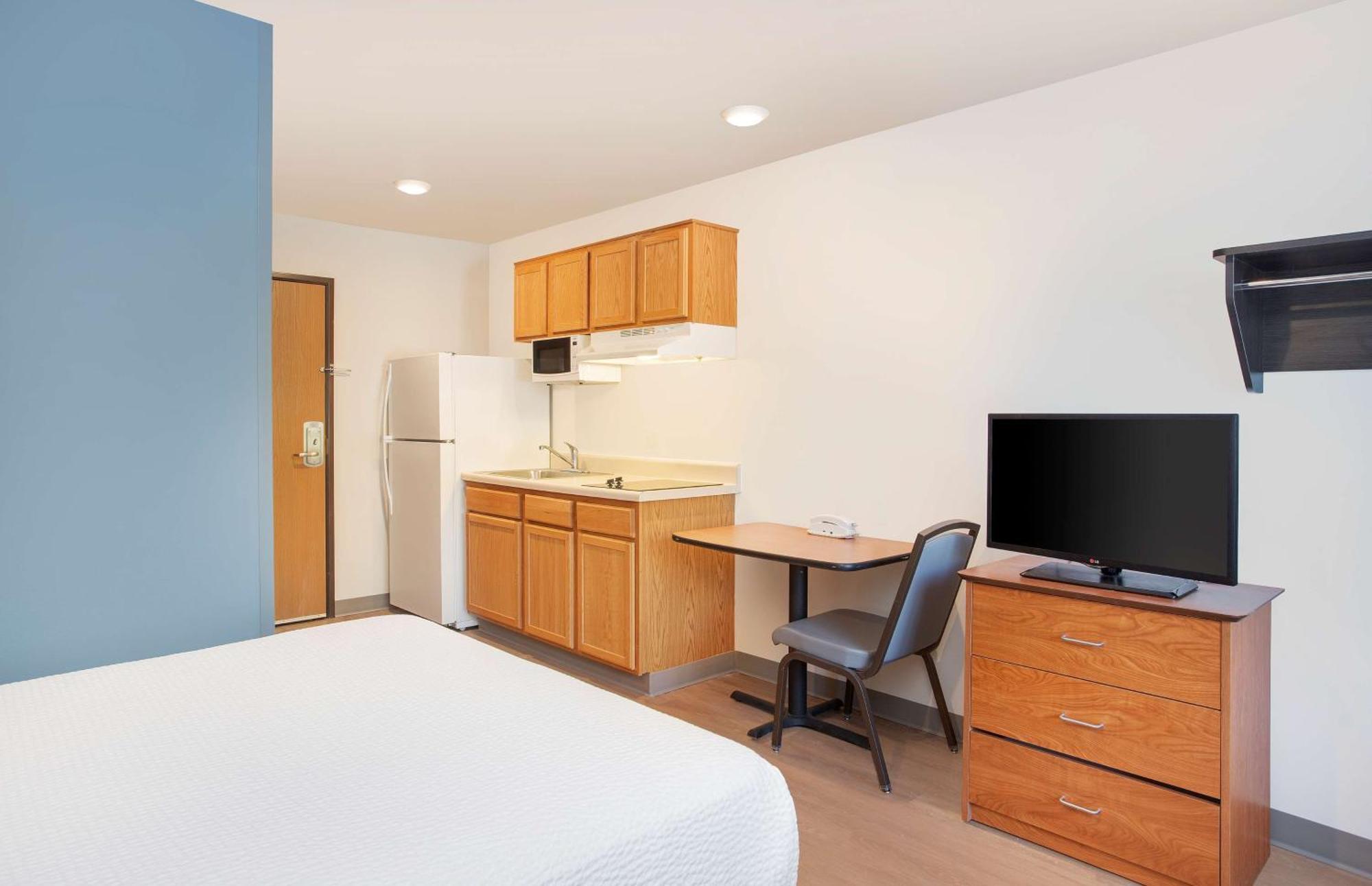 Extended Stay America Select Suites - Fort Myers - Northeast Ngoại thất bức ảnh