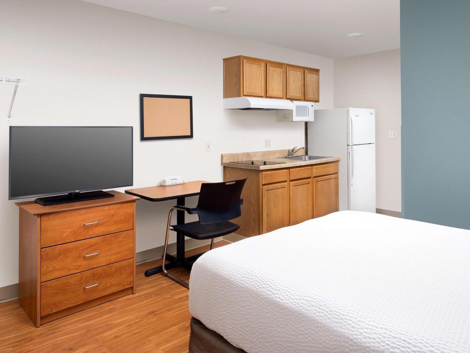Extended Stay America Select Suites - Fort Myers - Northeast Ngoại thất bức ảnh